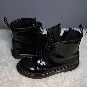 Dr. Martens Youth 1460J Patent Leather Lace Up Black Boots Size 4M